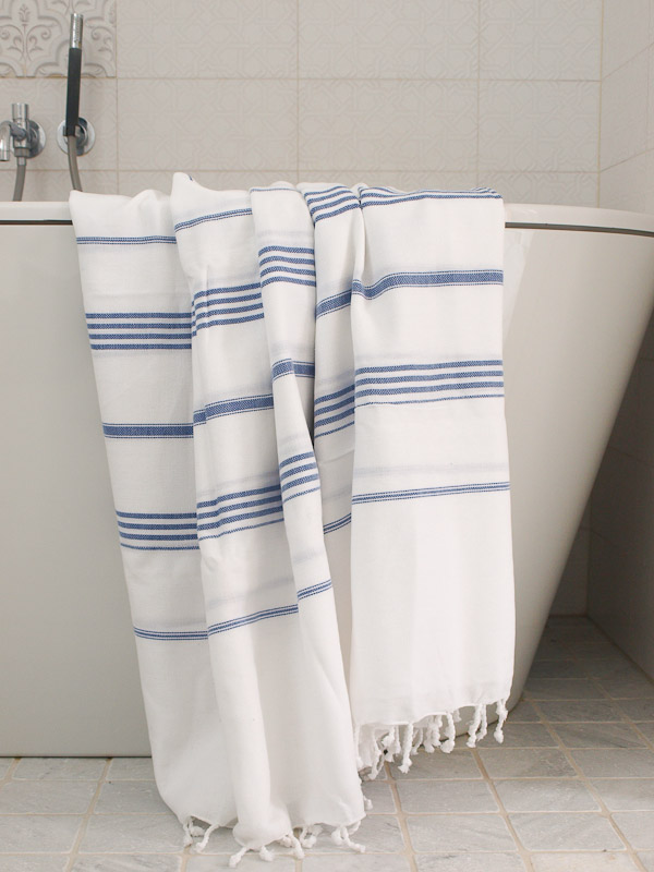 hammam towel white/parliament blue